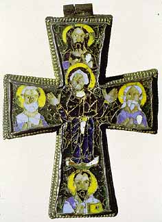 Crusifixion и Theotokos со святыми, передняя и задняя часть Креста Надежды Бересфорд, начало 9-го века. Перегородчатая эмаль.